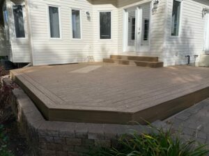 Double Boarded Fiberon Composite Deck Goodlife Line Colour Tuscan Brown - Integrated LED Lights